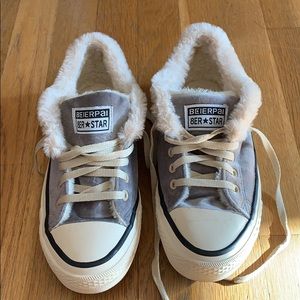 Grey Sneakers suede & fur lined ❄️💕